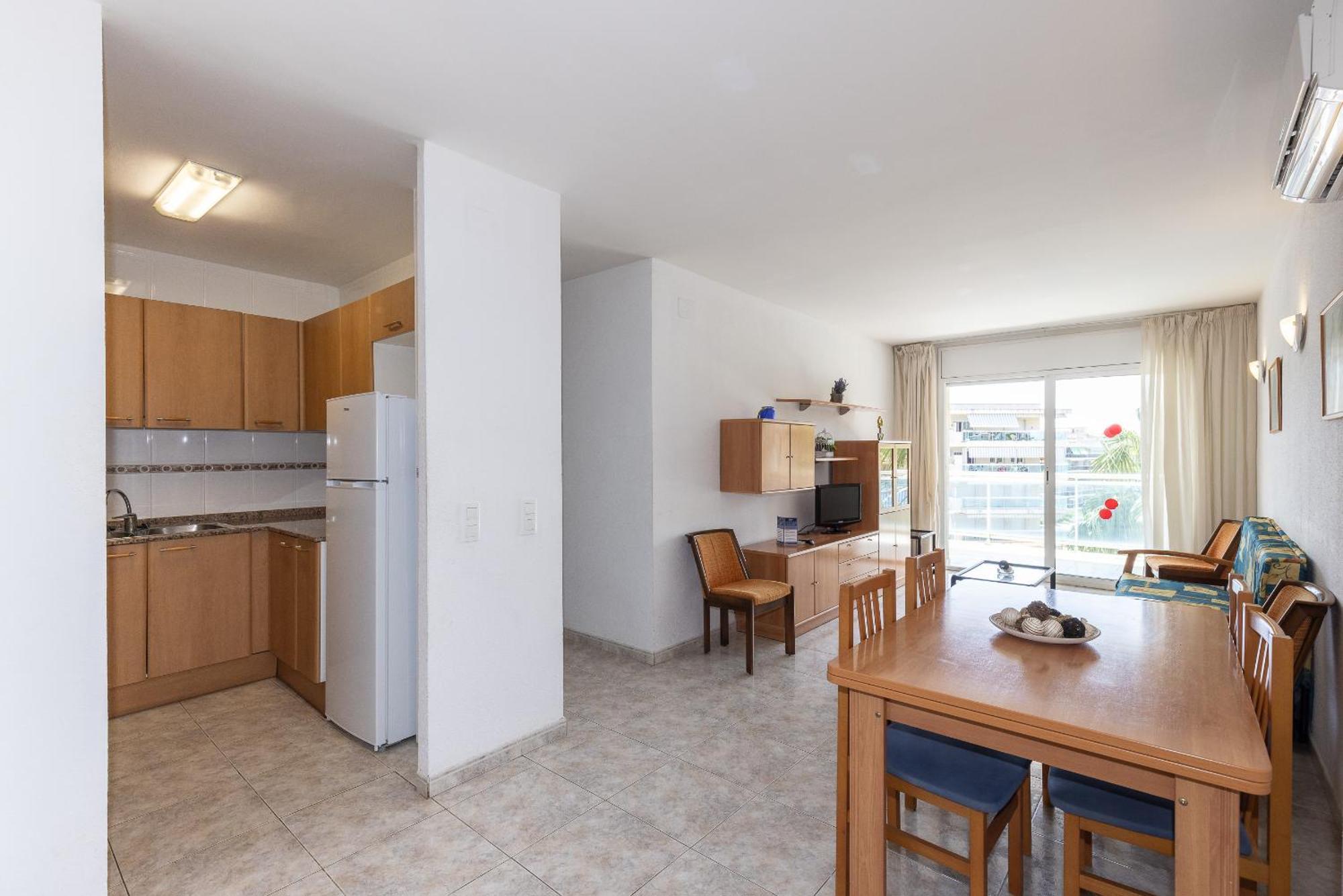 Rentalmar Ventura Village Салоу Экстерьер фото