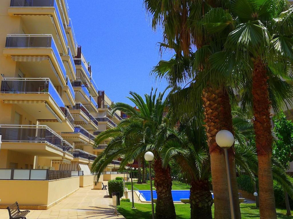 Rentalmar Ventura Village Салоу Экстерьер фото