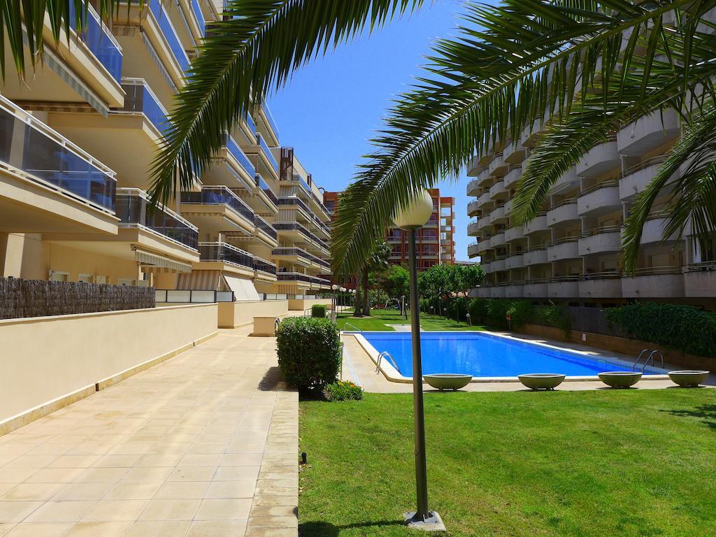 Rentalmar Ventura Village Салоу Экстерьер фото