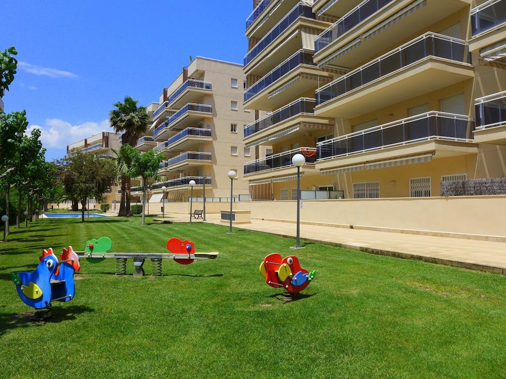 Rentalmar Ventura Village Салоу Экстерьер фото